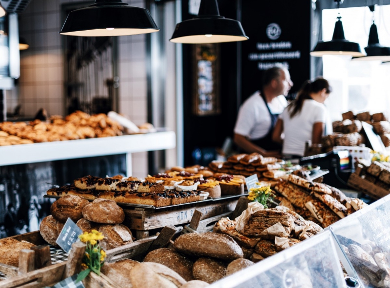 boulangerie-MAZAUGUES-min_bakery_bread_food_market_pastries_shop_store-1169705